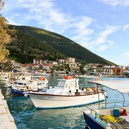 Lefkada House With Private Yard Parking 2